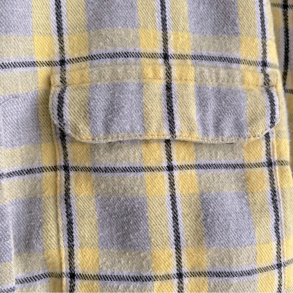 💗 Lark & Wolff Yellow Plaid Shirt - Picture 3 of 9